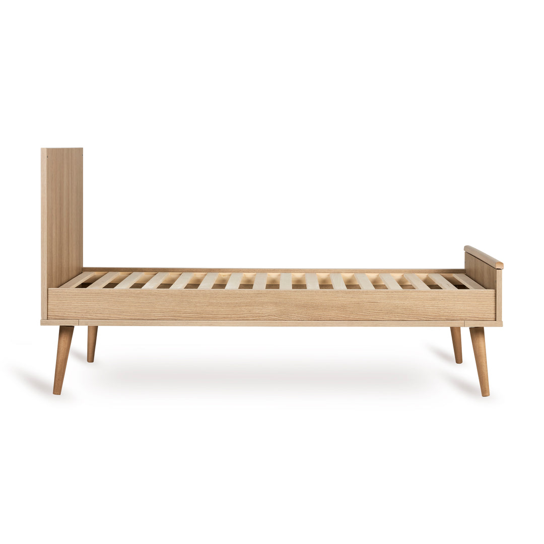 Flow Convertible Bed - 140 x 70 cm - Honey Ash