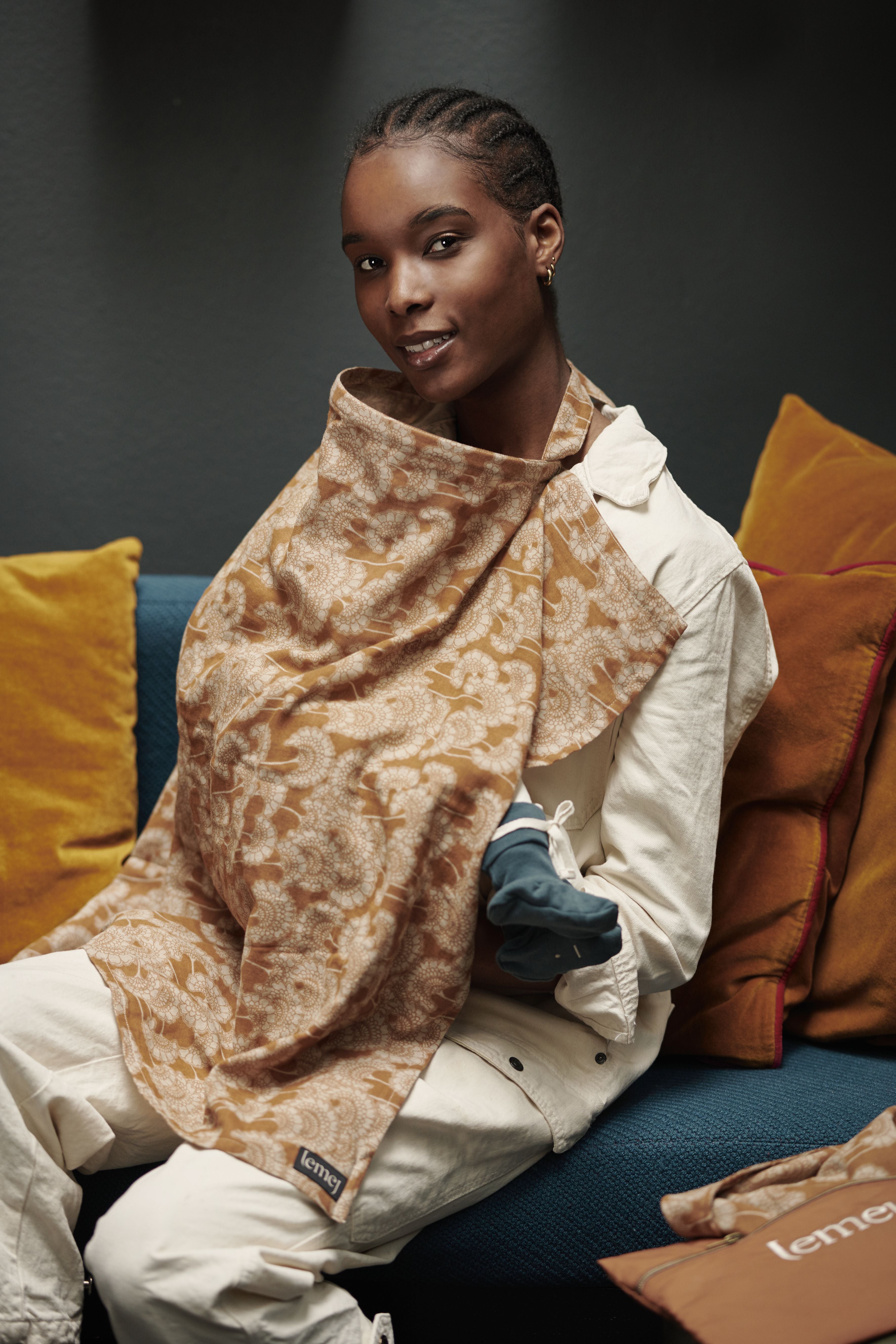 Lemej Amsterdam - شال رضاعة من القطن العضوي