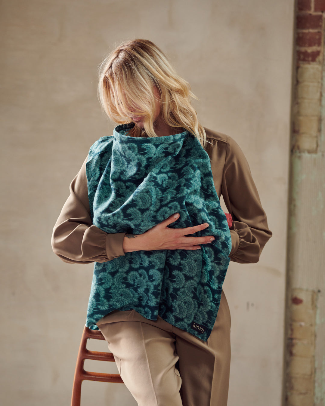 Lemej Amsterdam - Ammesjal i uld-silkeblanding