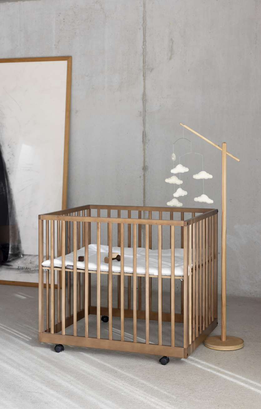 Soporte de madera para móvil