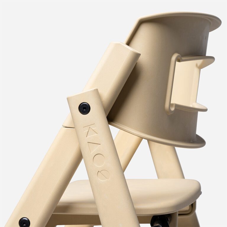 KAOS KAOS foldable high chair - Recycled plastic  - Hola BB